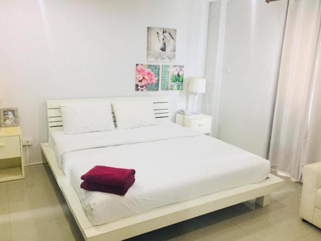 Chic Hotel Suratthani Сураттхани Экстерьер фото